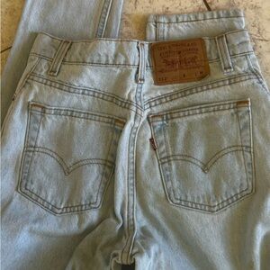 Levi Strauss & Co - Slim Fit high wasted jeans